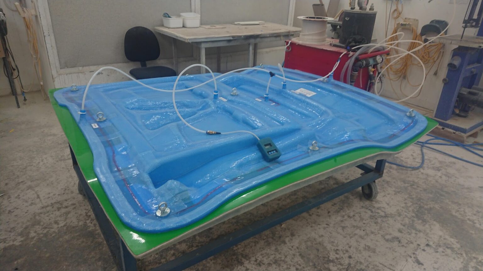 Reusable Silicone Vacuum Bag Technology Improves Production